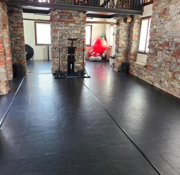 Пансион Robin S Nest