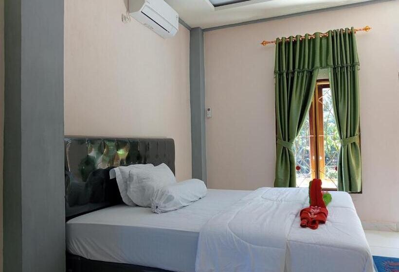 Пансион Yusilver Guest House