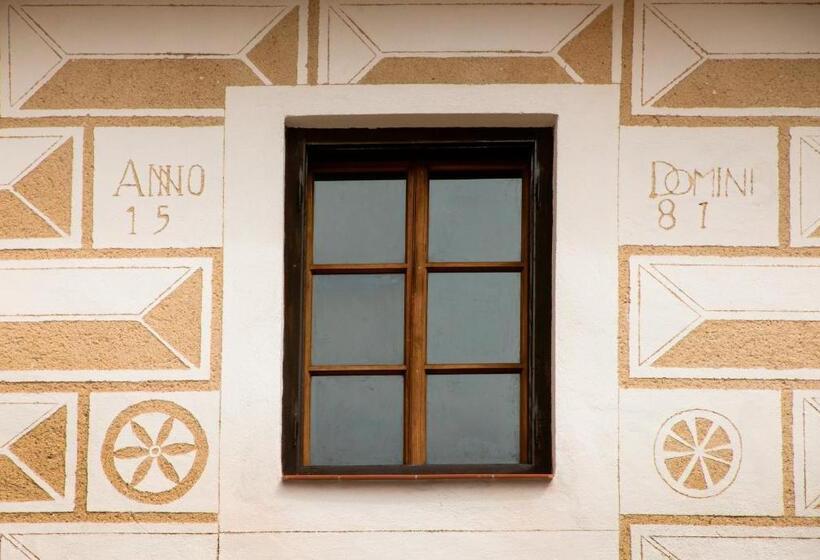 Pension U Farní školy