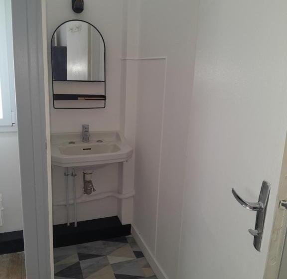 旅馆 Chambre Au Calme