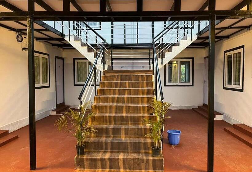 Общежитие Prabhus Place