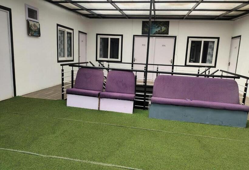 Общежитие Prabhus Place