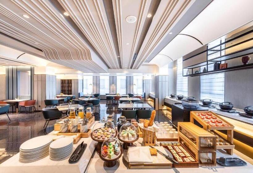 Atour Hotel North Qingdao Railway Station Middle Chongqing Road