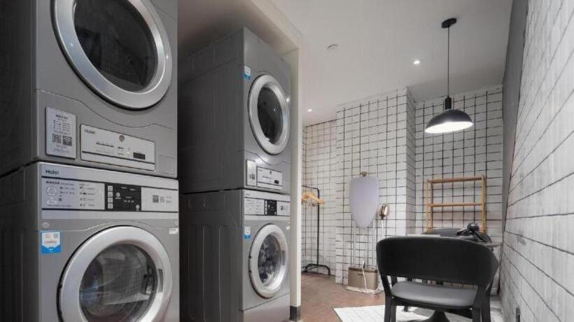 Atour Hotel Taiyuan Inner Ring