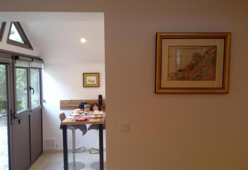 Bed and Breakfast L Atelier