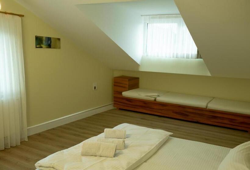 민박 Zelle Airport Boutique