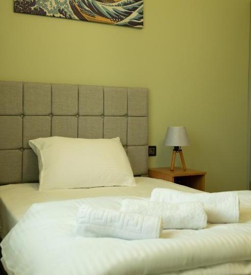 צימר Zelle Airport Boutique