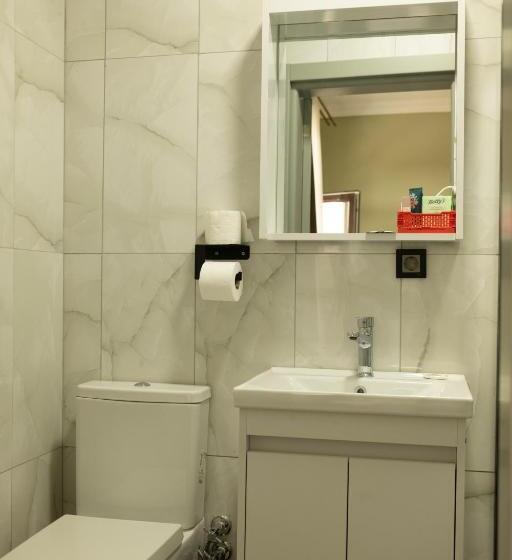 צימר Zelle Airport Boutique