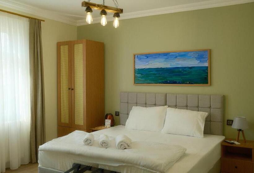 צימר Zelle Airport Boutique