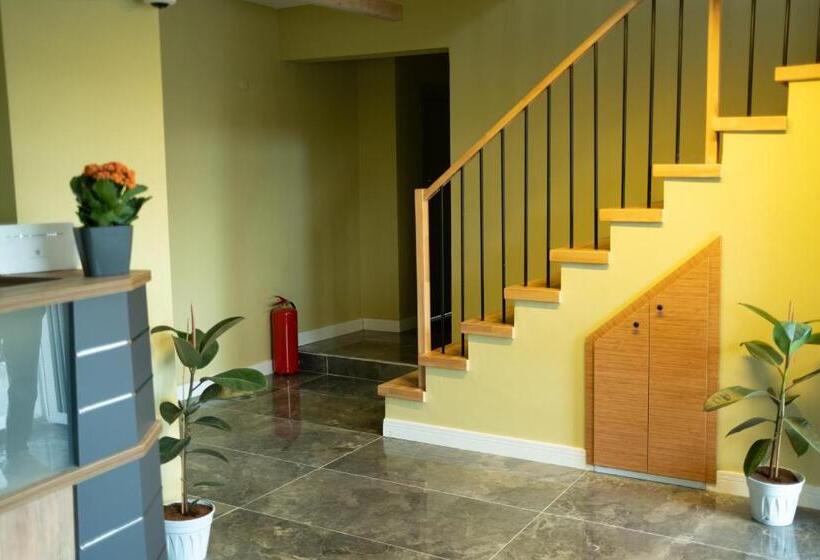 민박 Zelle Airport Boutique