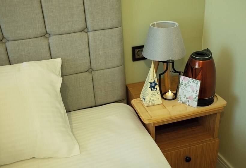 צימר Zelle Airport Boutique