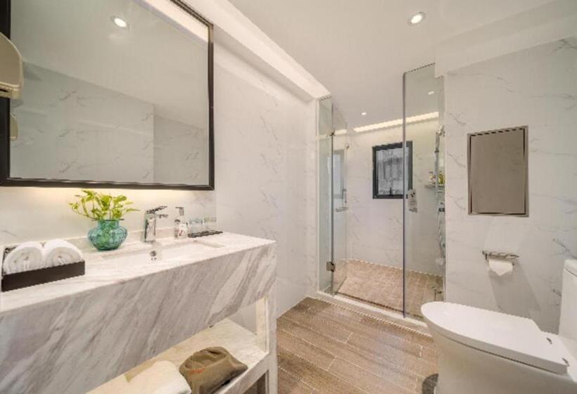 Borrman Hotel Guilin Two Rivers And Four Lakes Beiji Plaza