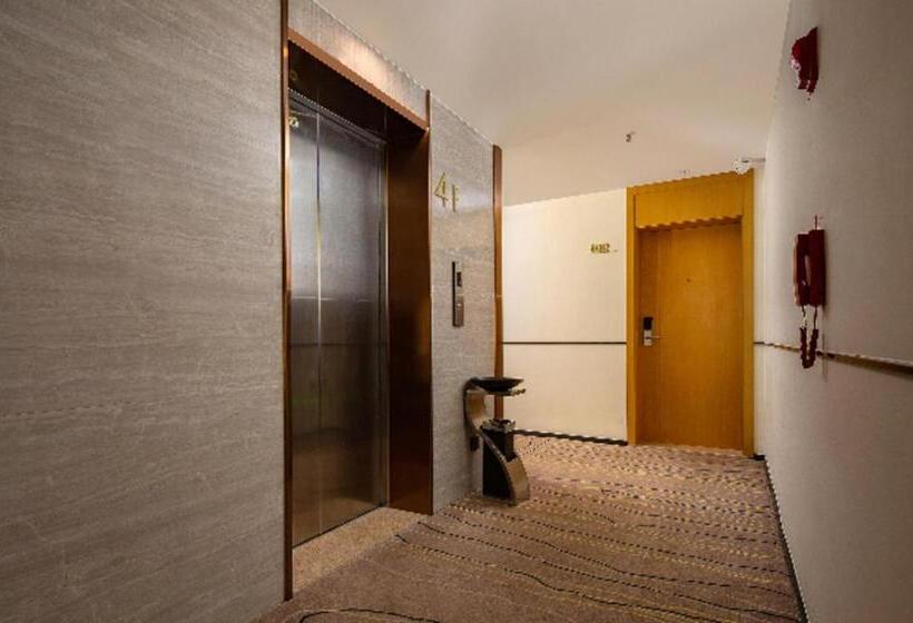 Borrman Hotel Lijiang Ancient Town