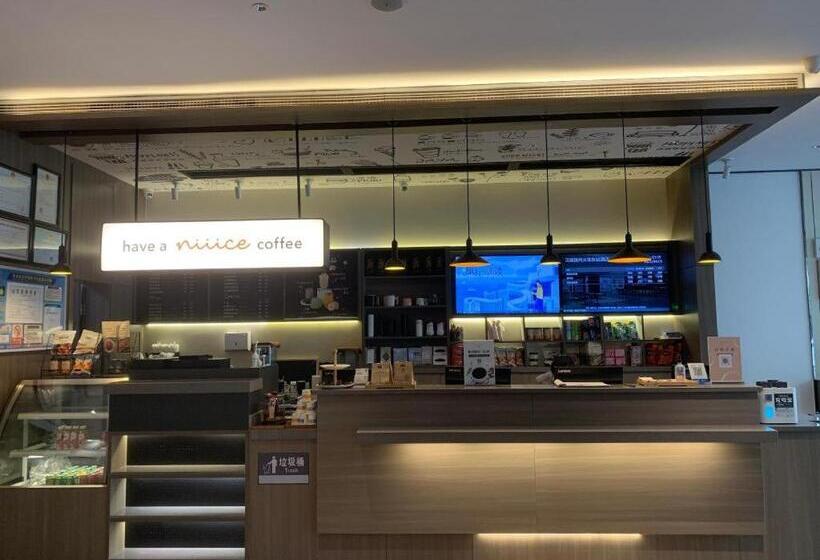 Hanting Hotel Fuzhou East Railway Station