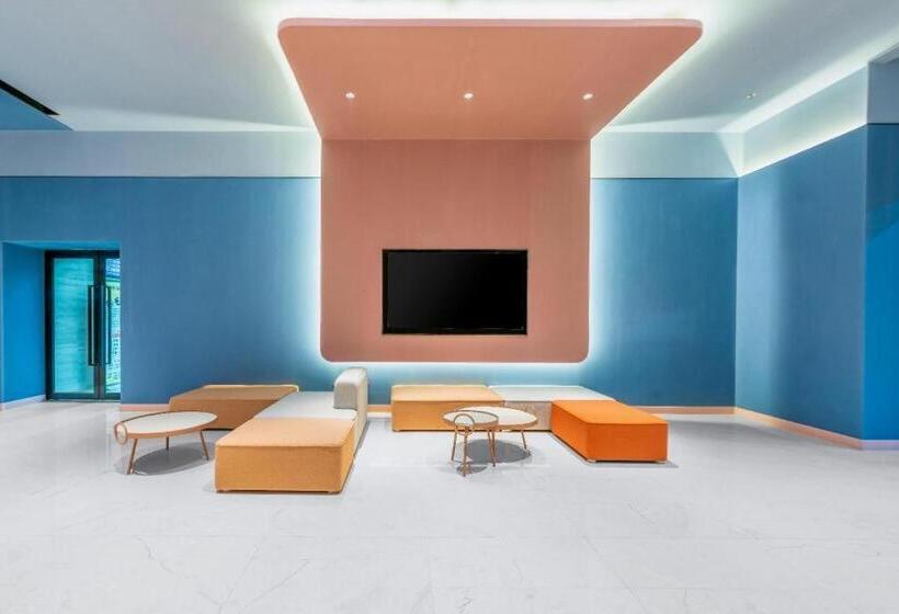 Hanting Hotel Taiyuan South Middle Ring High Speed Railway Station