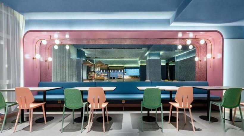 Hanting Hotel Taiyuan South Middle Ring High Speed Railway Station