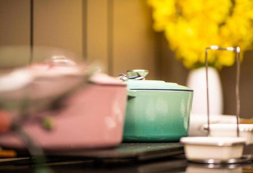 Hanting Hotel Tianjin South Station Shehuishan Square