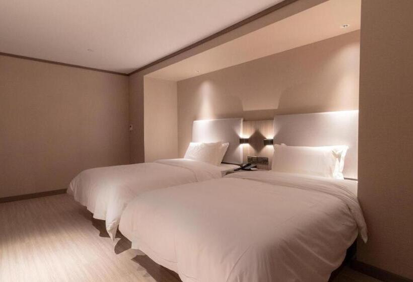 Hanting Hotel Wuhan Xudong Shopping Mall