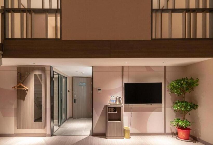 Hanting Hotel Wuhan Xudong Shopping Mall