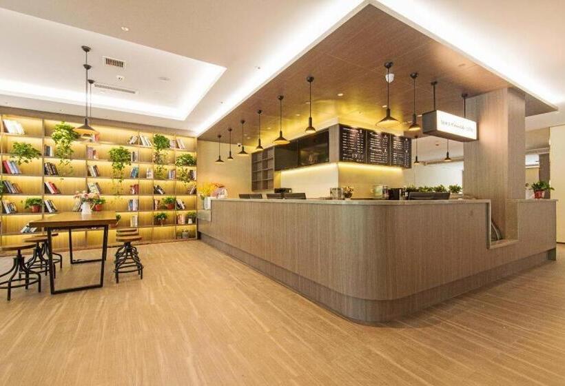 Hanting Hotel Xi An Jingwei New Town Changqing West Road