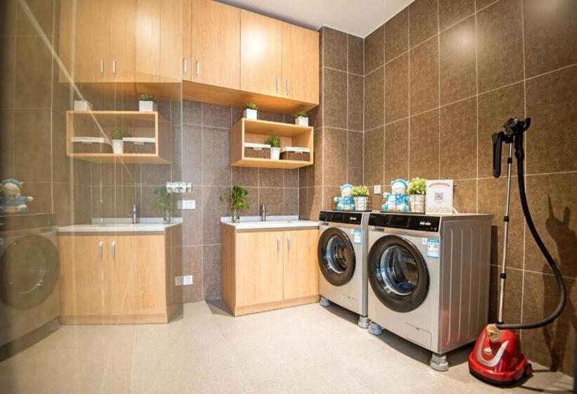 Hanting Hotel Xi An Jingwei New Town Changqing West Road