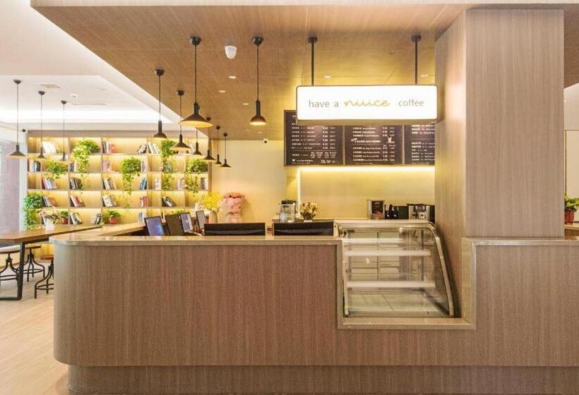 Hanting Hotel Xi An Jingwei New Town Changqing West Road