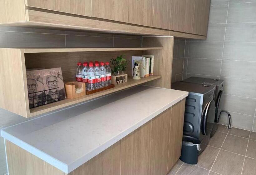 Hanting Premium Hotel Qingdao Chengyang Wanxianghui