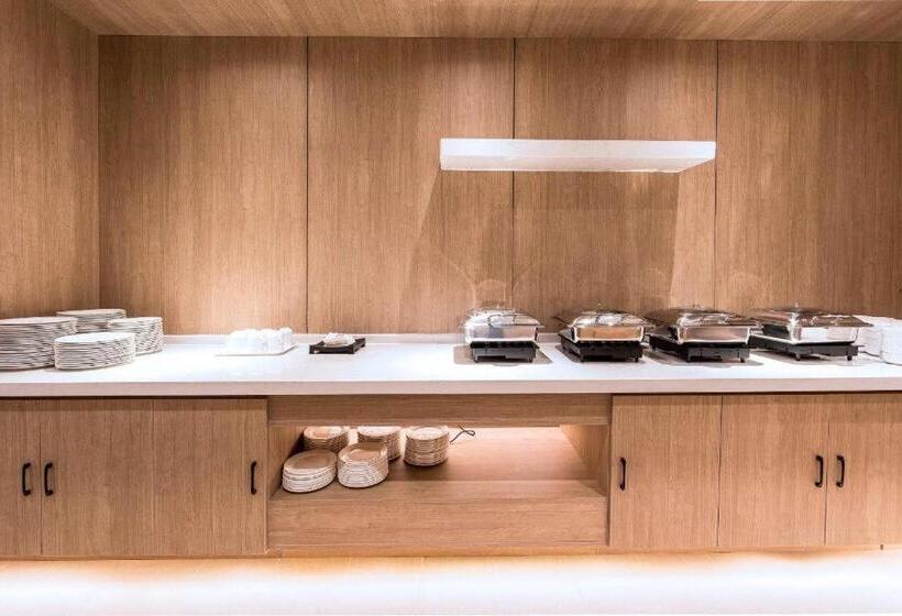 Hanting Premium Hotel Zhengzhou Huayuan Road International Trade Center