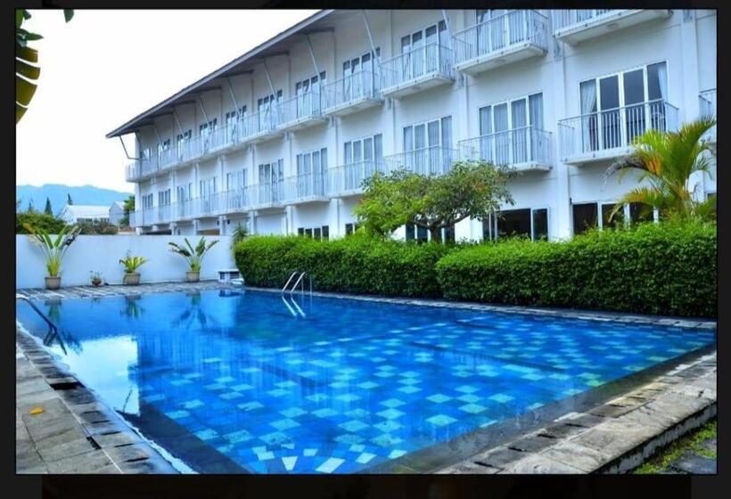 ホテル Bogor Indah Nirwana