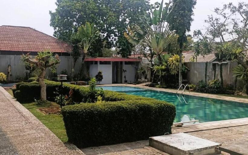 ホテル Bogor Indah Nirwana