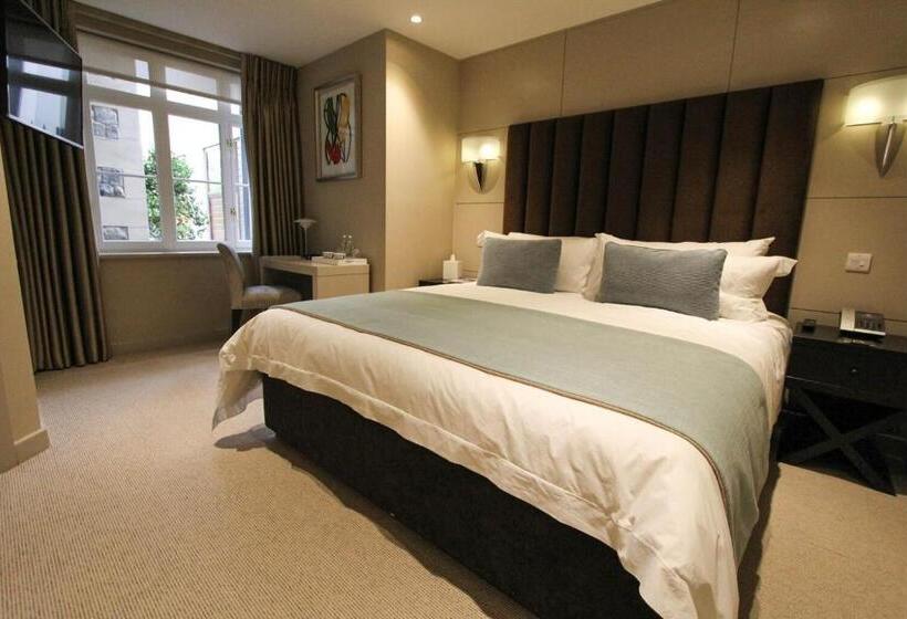 Отель Cae Court