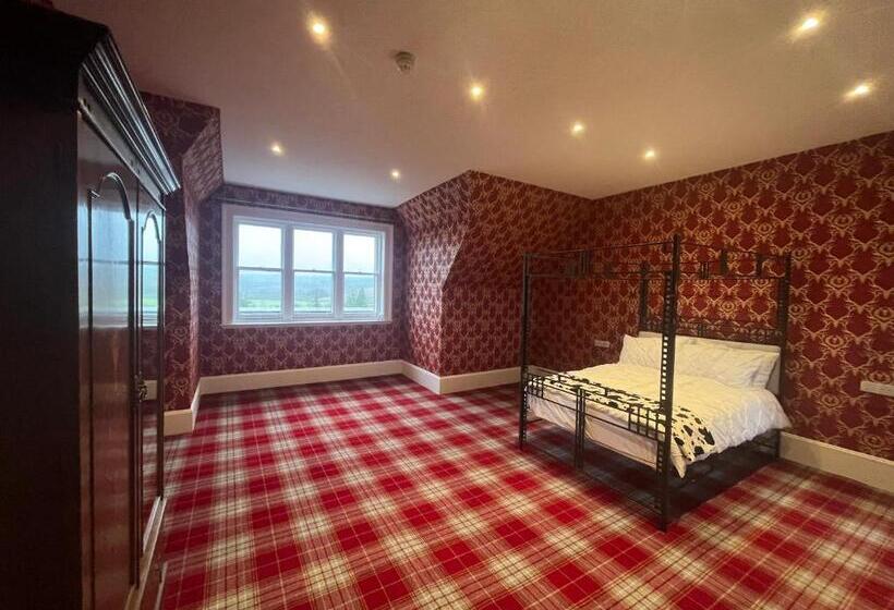 Отель Carbisdale Castle