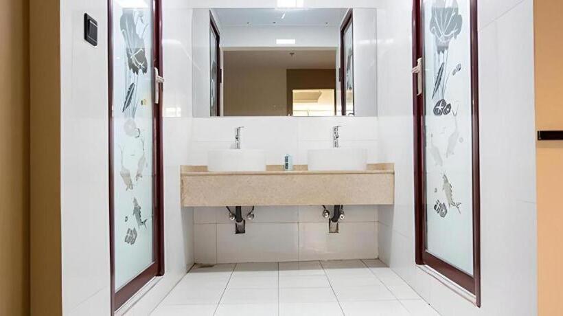 호텔 City Comfort Inn Xiangyang Diamond Avenue Huazhong Splendor