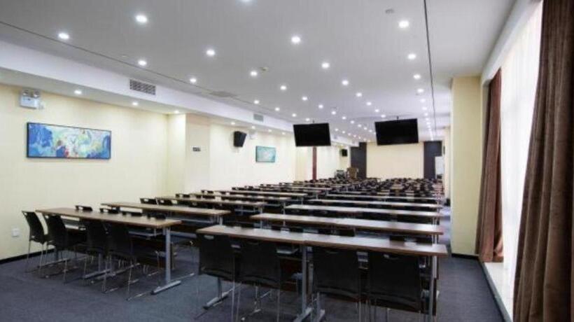 호텔 City Comfort Inn Zhengzhou Economic Development Zone International Racetrack Fantawild