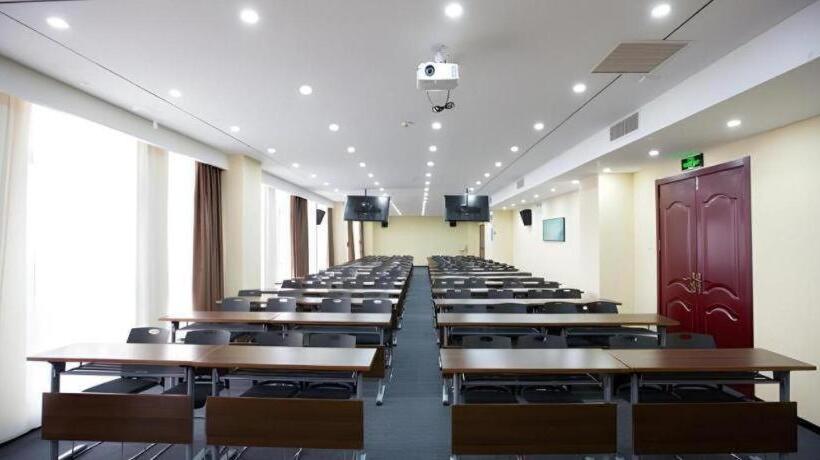 호텔 City Comfort Inn Zhengzhou Economic Development Zone International Racetrack Fantawild