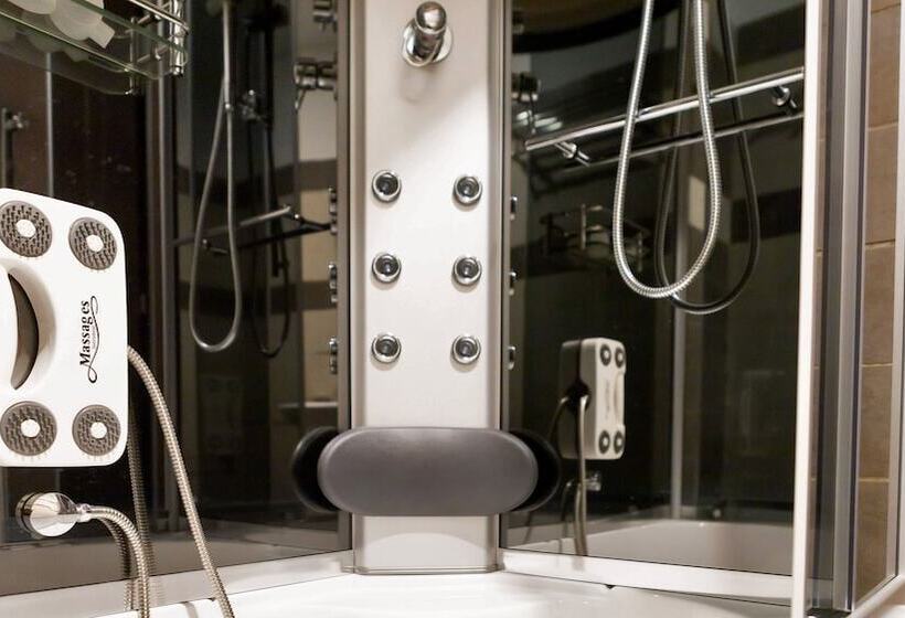 Отель Donna Crescenza