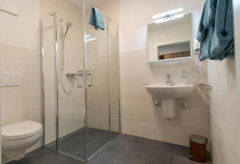 فندق Gasthaus Karpfinger