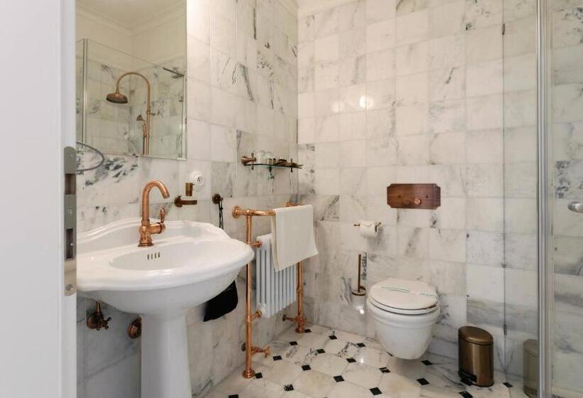 هتل Goya Vitality