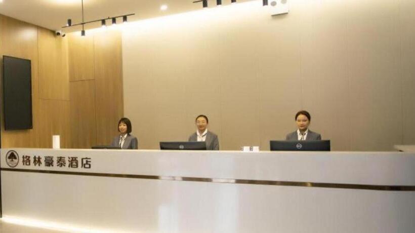 فندق Greentree Inn Xiaoyi Wanda Plaza