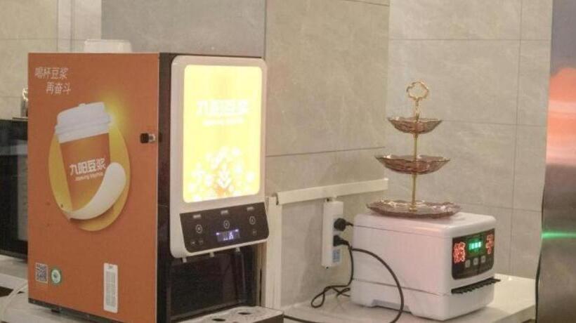 فندق Greentree Inn Xiaoyi Wanda Plaza