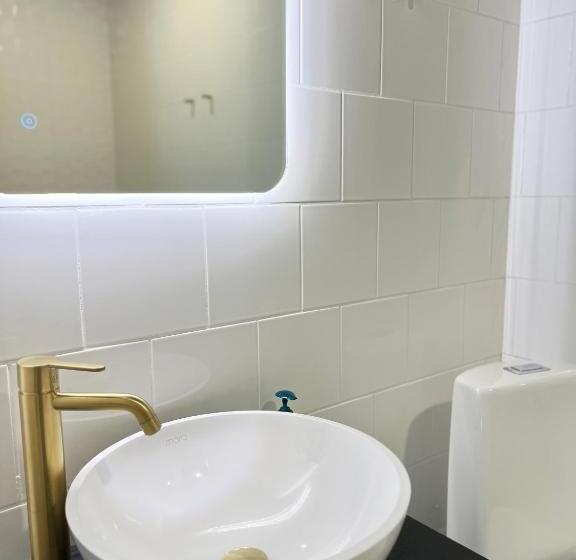 Отель Hill Side Golf & Sports Resort