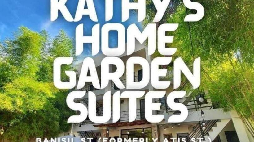 هتل Kathys Home Garden Suites