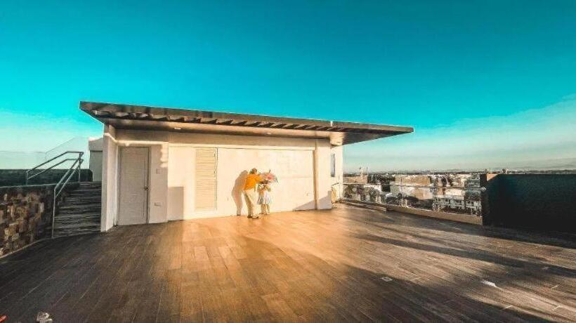 هتل Lavero Suites