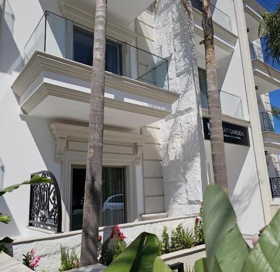 בית מלון כפרי Merit Garden