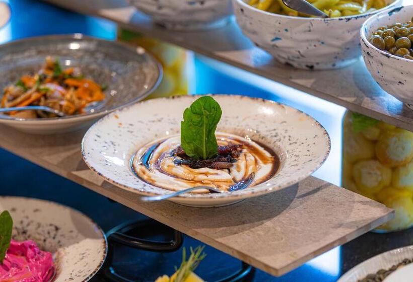 בית מלון כפרי Morina Beach