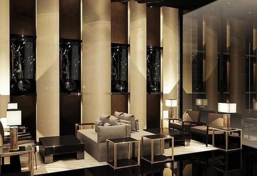 هتل Staycations Up Above 4 Modern 1br @ Air