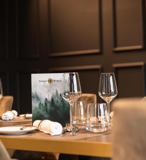 호텔 Target World Hunter S Lodge