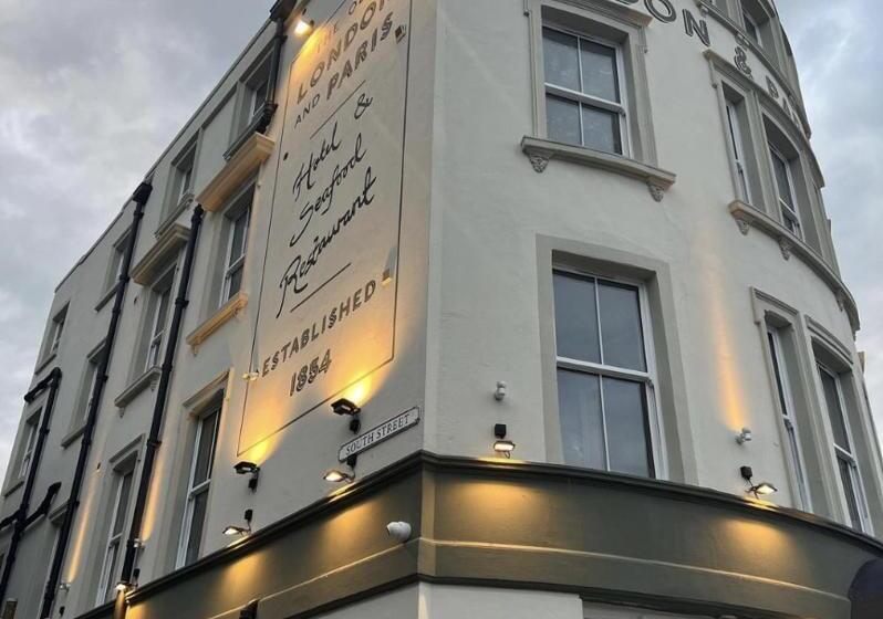 בית מלון כפרי The London & Paris