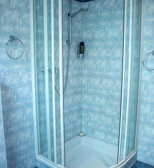 בית מלון כפרי Trend Lokal Rooms Bar