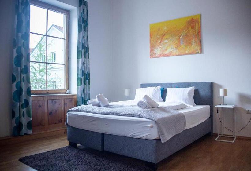 فندق Trend Lokal Rooms Bar